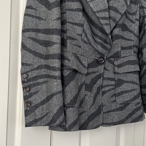 ESCADA WOMEN JACKET WITH 2 POCKETS SIZE 36 - Picture 2 of 12